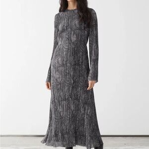 And Other Stories Gray Black Abstract Swirl Pleated Long Sleeve Maxi Dress Sz 6
